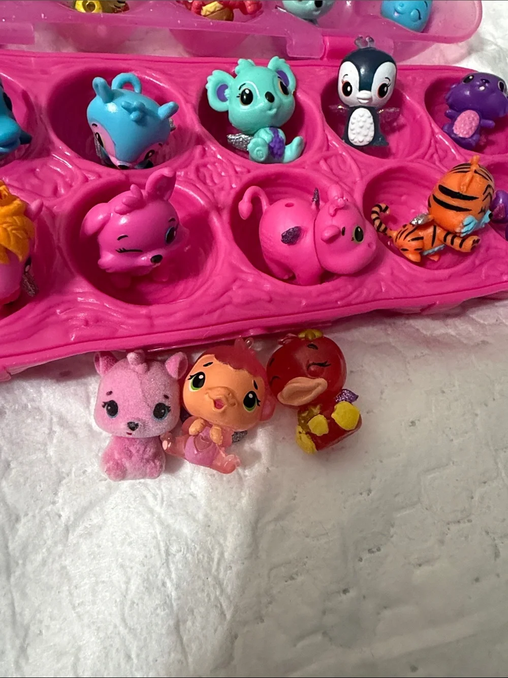 Hatchimals Pink Surprise Egg Playset with Mini Animal Figures bundle
